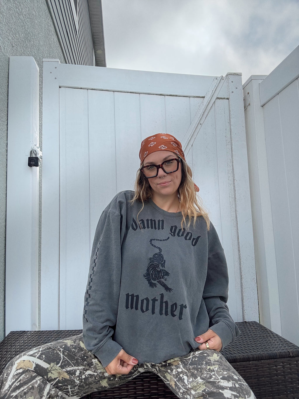 Unisex Comfort Colors "Damn Good" Crewneck
