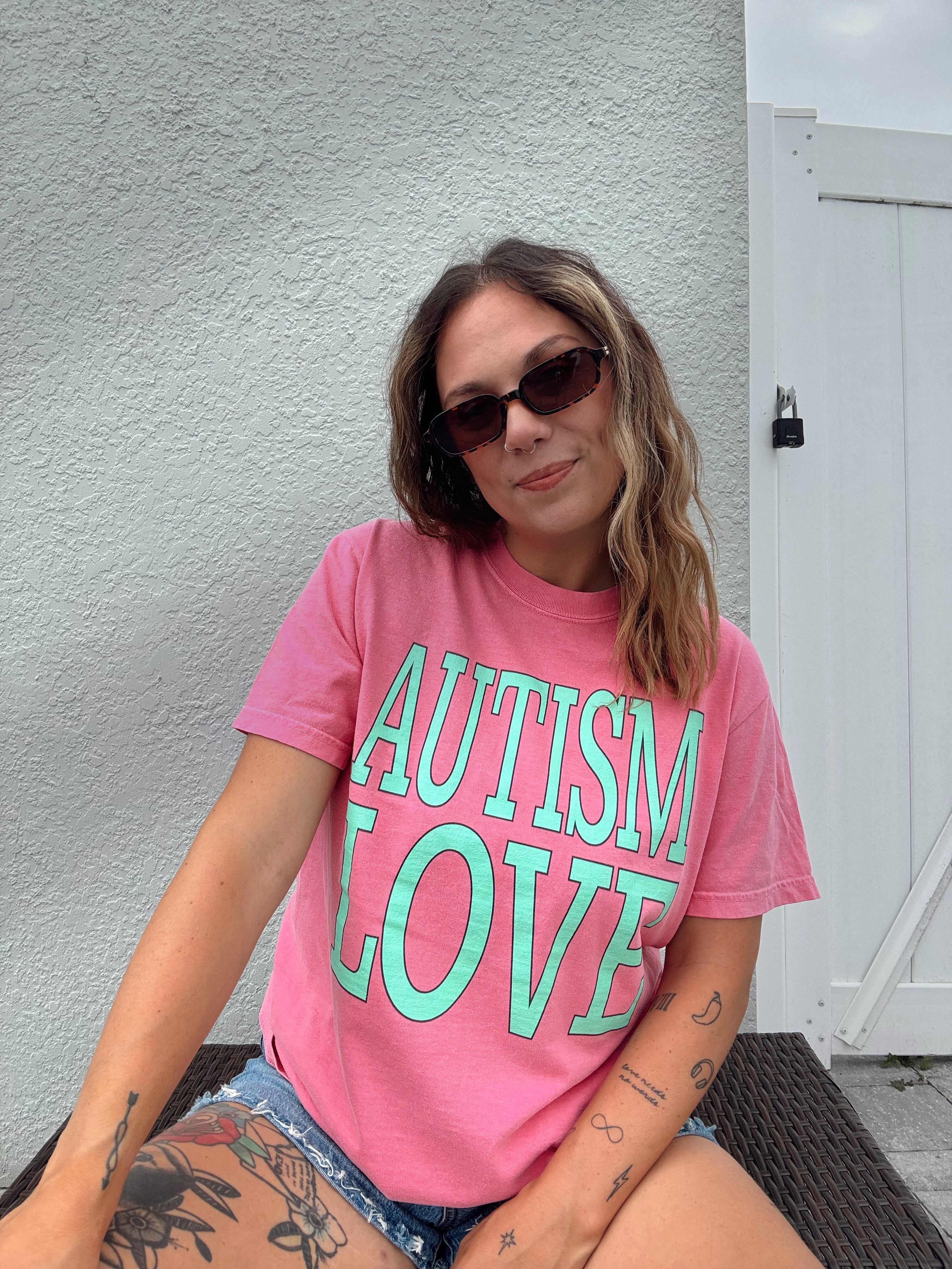 Unisex "Autism Love" T-Shirt