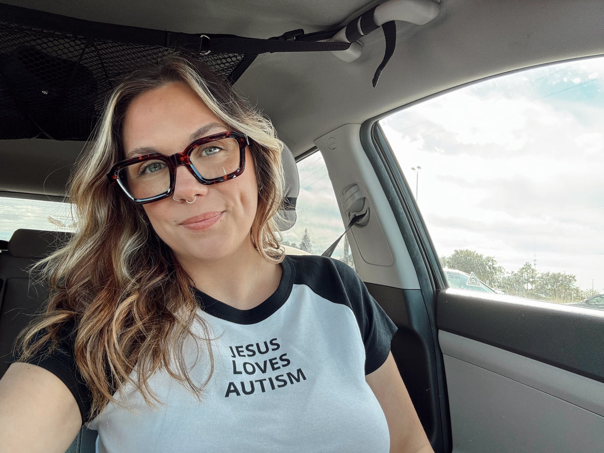 Women’s Jesus Loves Autism Baby Tee